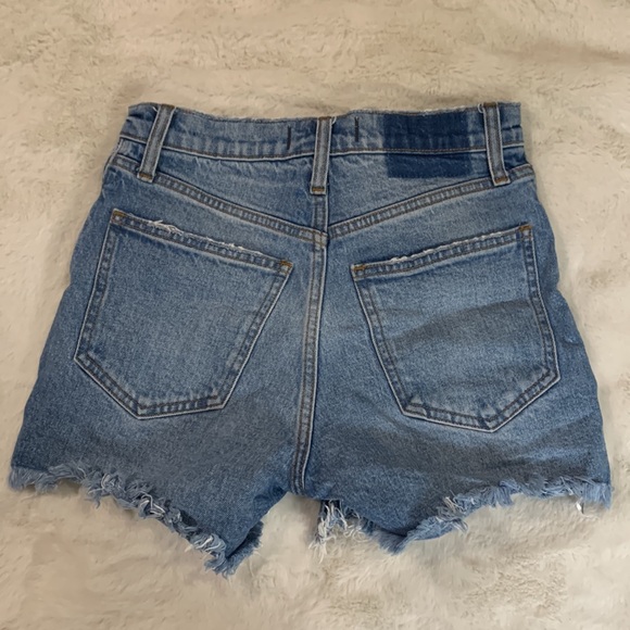 ABERCROMBIE 4” MOM SHORT - Picture 3 of 3